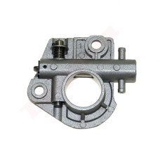 POMPA OLEJU ECHO CS3300 , CS3050 , CS3400 CS3450 ( 43700239130 )